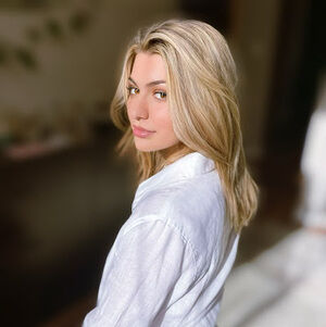 Meet your Posher, Yevokia